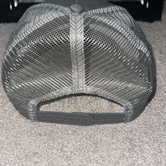 LVL UP Trucker Cap - Picture 2 of 3